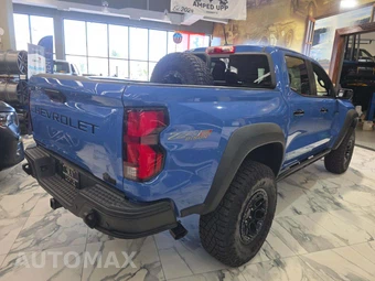 2025 Chevrolet Colorado ZR2 Crew Cab Medium Bed 4ZR - miniatura 3