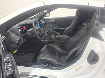 2025 Chevrolet Corvette Stingray Convertible 2LT - miniatura 7