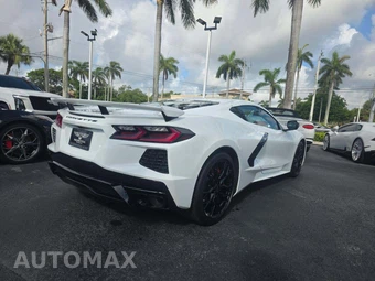 2025 Chevrolet Corvette Stingray Coupe 2LT - miniatura 3