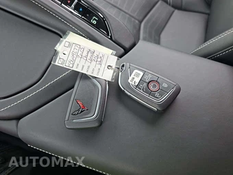 2025 Chevrolet Corvette Z06 Coupe 3LZ - miniatura 8