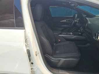 2025 Chevrolet Equinox EV LT 1 w/PCY - miniatura 8