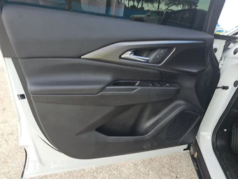 2025 Chevrolet Equinox EV LT 1 w/PCY - miniatura 9