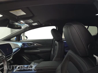 2025 Chevrolet Equinox EV LT 2 w/PDE - miniatura 17