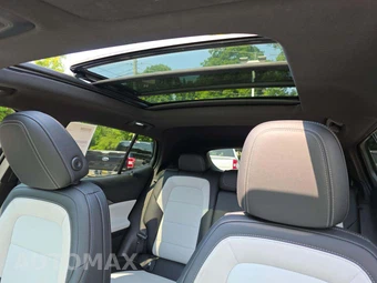 2025 Chevrolet Equinox EV LT 2 w/PDE - miniatura 8