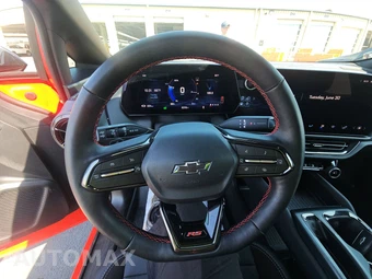 2025 Chevrolet Equinox EV RS 2RS - miniatura 10