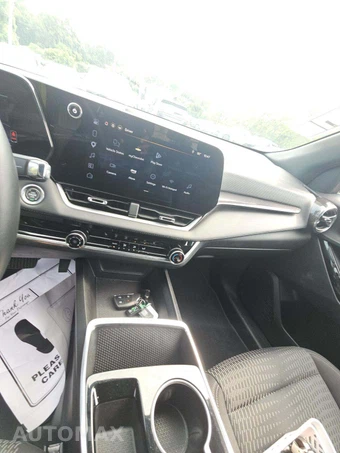 2025 Chevrolet Equinox LT 1LT - miniatura 10
