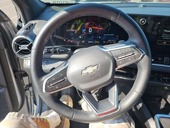 2025 Chevrolet Equinox LT 1LT - miniatura 10