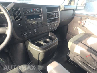 2025 Chevrolet Express 2500 Cargo Van 1WT 135.0" WB - miniatura 11