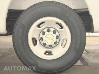 2025 Chevrolet Express 2500 Cargo Van 1WT 135.0" WB - miniatura 12