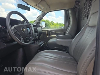 2025 Chevrolet Express 2500 Cargo Van 1WT 135.0" WB - miniatura 13