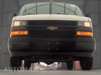 2025 Chevrolet Express 2500 Cargo Van 1WT 135.0" WB - miniatura 3