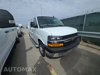 2025 Chevrolet Express 2500 Cargo Van 1WT 135.0" WB - miniatura 3