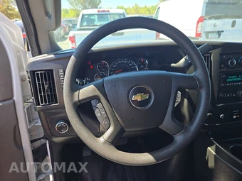 2025 Chevrolet Express 2500 Cargo Van 1WT 135.0" WB - miniatura 10