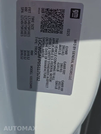 2025 Chevrolet Express 2500 Cargo Van 1WT 135.0" WB - miniatura 14