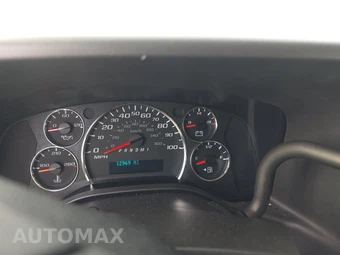 2025 Chevrolet Express 2500 Cargo Van 1WT 135.0" WB - miniatura 12