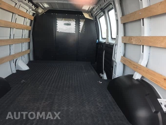 2025 Chevrolet Express 2500 Cargo Van 1WT 135.0" WB - miniatura 15