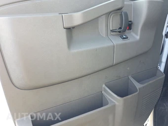 2025 Chevrolet Express 2500 Cargo Van 1WT 135.0" WB - miniatura 9
