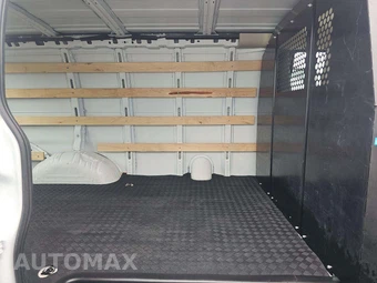 2025 Chevrolet Express 2500 Cargo Van 1WT 135.0" WB - miniatura 16