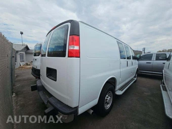2025 Chevrolet Express 2500 Cargo Van 1WT 135.0" WB - miniatura 3