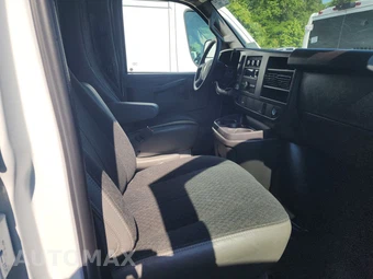 2025 Chevrolet Express 2500 Cargo Van 1WT 135.0" WB - miniatura 8