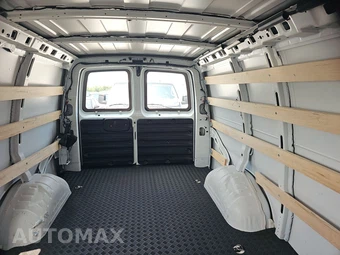 2025 Chevrolet Express 2500 Cargo Van 1WT 135.0" WB - miniatura 15