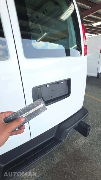 2025 Chevrolet Express 2500 Cargo Van 1WT 135.0" WB - miniatura 24