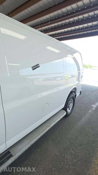 2025 Chevrolet Express 2500 Cargo Van 1WT 135.0" WB - miniatura 25