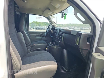 2025 Chevrolet Express 2500 Cargo Van 1WT 135.0" WB - miniatura 8