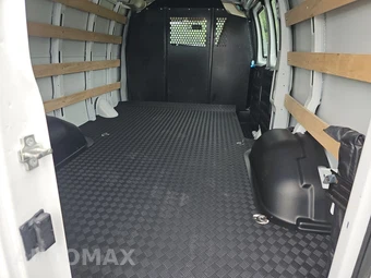 2025 Chevrolet Express 2500 Cargo Van 1WT 135.0" WB - miniatura 16