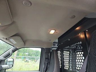 2025 Chevrolet Express 2500 Cargo Van 1WT 135.0" WB - miniatura 18