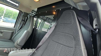 2025 Chevrolet Express 2500 Cargo Van 1WT 135.0" WB - miniatura 27