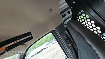 2025 Chevrolet Express 2500 Cargo Van 1WT 135.0" WB - miniatura 33