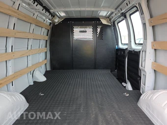 2025 Chevrolet Express 2500 Cargo Van 1WT 135.0" WB - miniatura 16