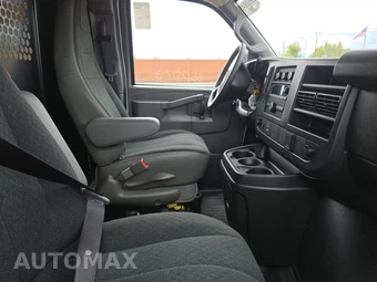 2025 Chevrolet Express 2500 Cargo Van 1WT 135.0" WB - miniatura 8