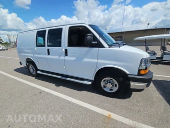 2025 Chevrolet Express 2500 Cargo Van 1WT 135.0" WB - miniatura 3