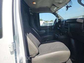 2025 Chevrolet Express 2500 Cargo Van 1WT 135.0" WB - miniatura 8