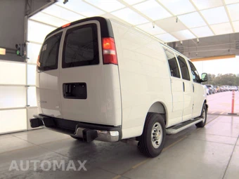 2025 Chevrolet Express 2500 Cargo Van 1WT 135.0" WB - miniatura 4