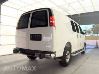 2025 Chevrolet Express 2500 Cargo Van 1WT 135.0" WB - miniatura 4
