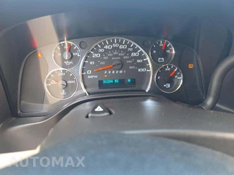 2025 Chevrolet Express 2500 Cargo Van 1WT 135.0" WB - miniatura 9