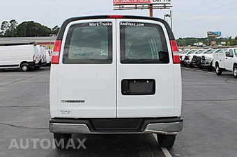 2025 Chevrolet Express 2500 Cargo Van 1WT 135.0" WB - miniatura 14