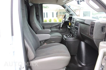 2025 Chevrolet Express 2500 Cargo Van 1WT 135.0" WB - miniatura 21