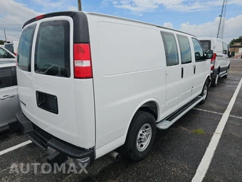 2025 Chevrolet Express 2500 Cargo Van 1WT 135.0" WB - miniatura 4