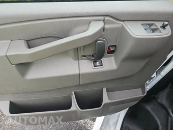 2025 Chevrolet Express 2500 Cargo Van 1WT 135.0" WB - miniatura 9