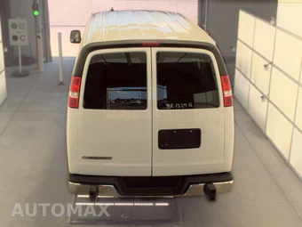 2025 Chevrolet Express 2500 Cargo Van 1WT 135.0" WB - miniatura 5