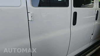 2025 Chevrolet Express 2500 Cargo Van 1WT 135.0" WB - miniatura 19
