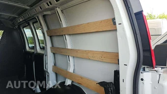 2025 Chevrolet Express 2500 Cargo Van 1WT 135.0" WB - miniatura 23