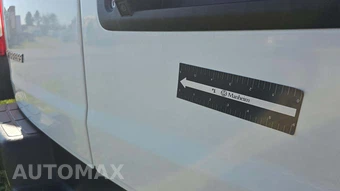 2025 Chevrolet Express 2500 Cargo Van 1WT 135.0" WB - miniatura 19