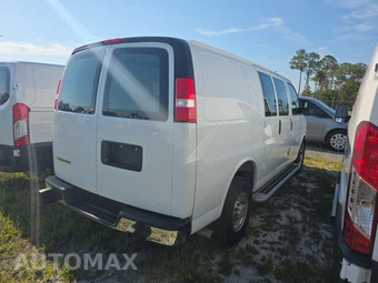 2025 Chevrolet Express 2500 Cargo Van 1WT 135.0" WB - miniatura 4
