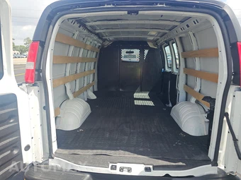 2025 Chevrolet Express 2500 Cargo Van 1WT 135.0" WB – miniatura 15