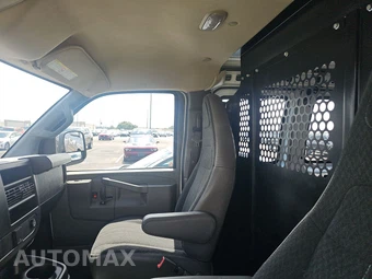 2025 Chevrolet Express 2500 Cargo Van 1WT 135.0" WB – miniatura 16